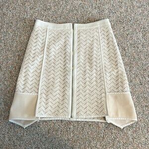 O’2nd New York White woven mini skirt with silver zipper